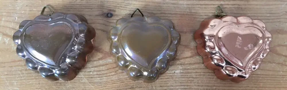 Set 3 Small Vtg Antique Primitive Copper Heart Pudding Cake Molds 3